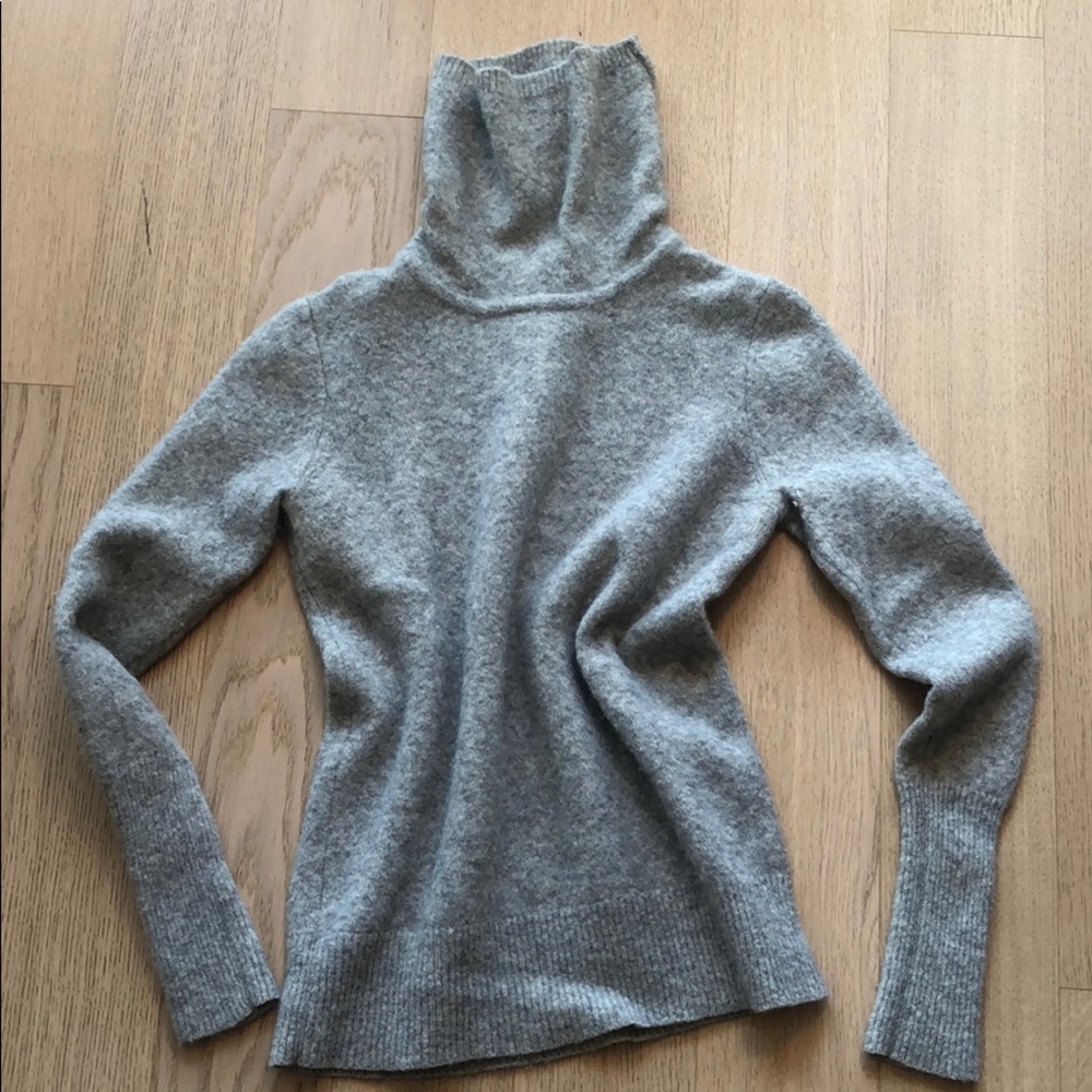 Grey turtleneck J.Crew sweater size S